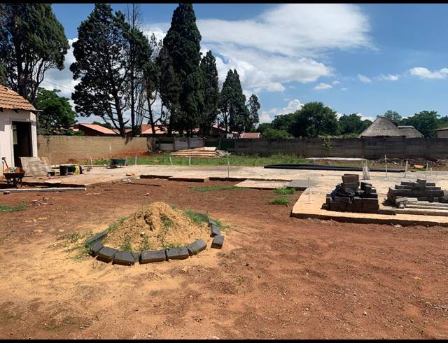 1,000M² VACANT LAND FOR SALE IN HENLEY ON KLIP